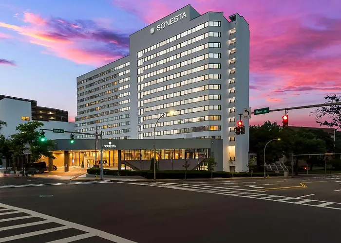 Sonesta White Plains Downtown